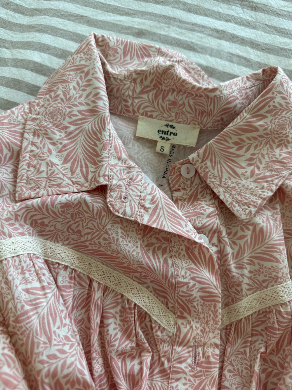 entro Pink, Cream & Green Tiered Button Dress - Picture 2 of 4